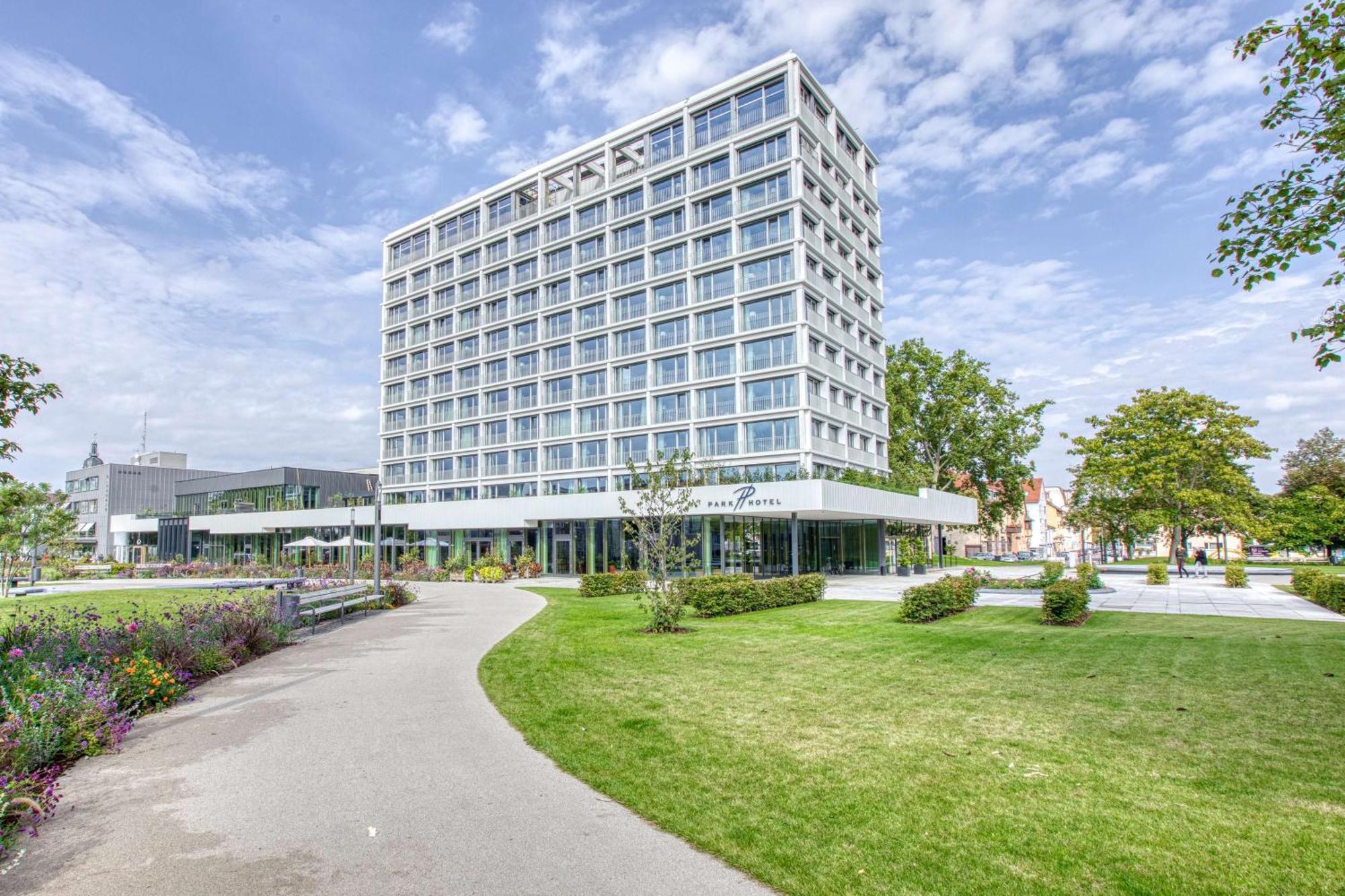 Parkhotel ไฮล์บรอนน์ ภายนอก รูปภาพ
