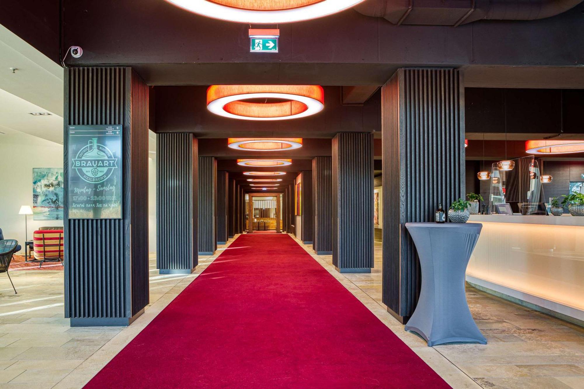 Parkhotel ไฮล์บรอนน์ ภายนอก รูปภาพ